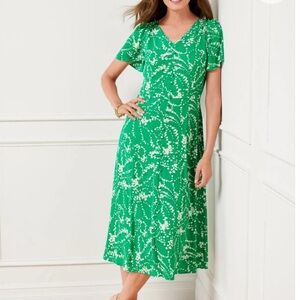 Talbots Green SWIRLING ROSEBUDS CREPE FIT & FLARE DRESS size 8P